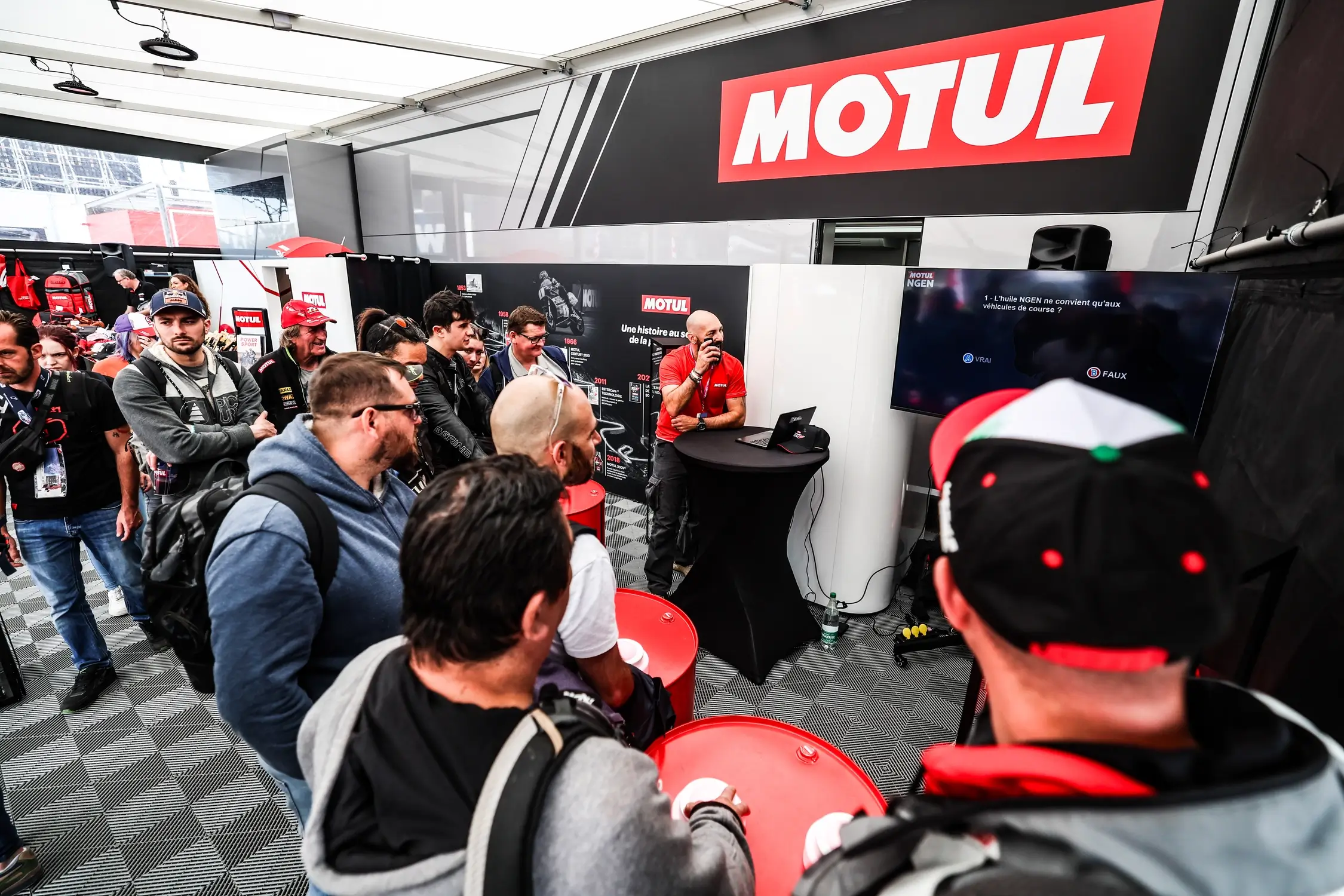 203952motogp le mans 2025 ambiance photo william joly 2250