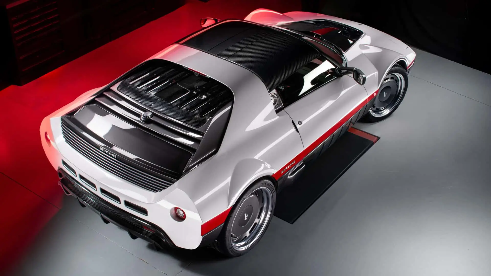 Bertone runabout concept 1969 renaissance sportive italienne shiftech2 1920