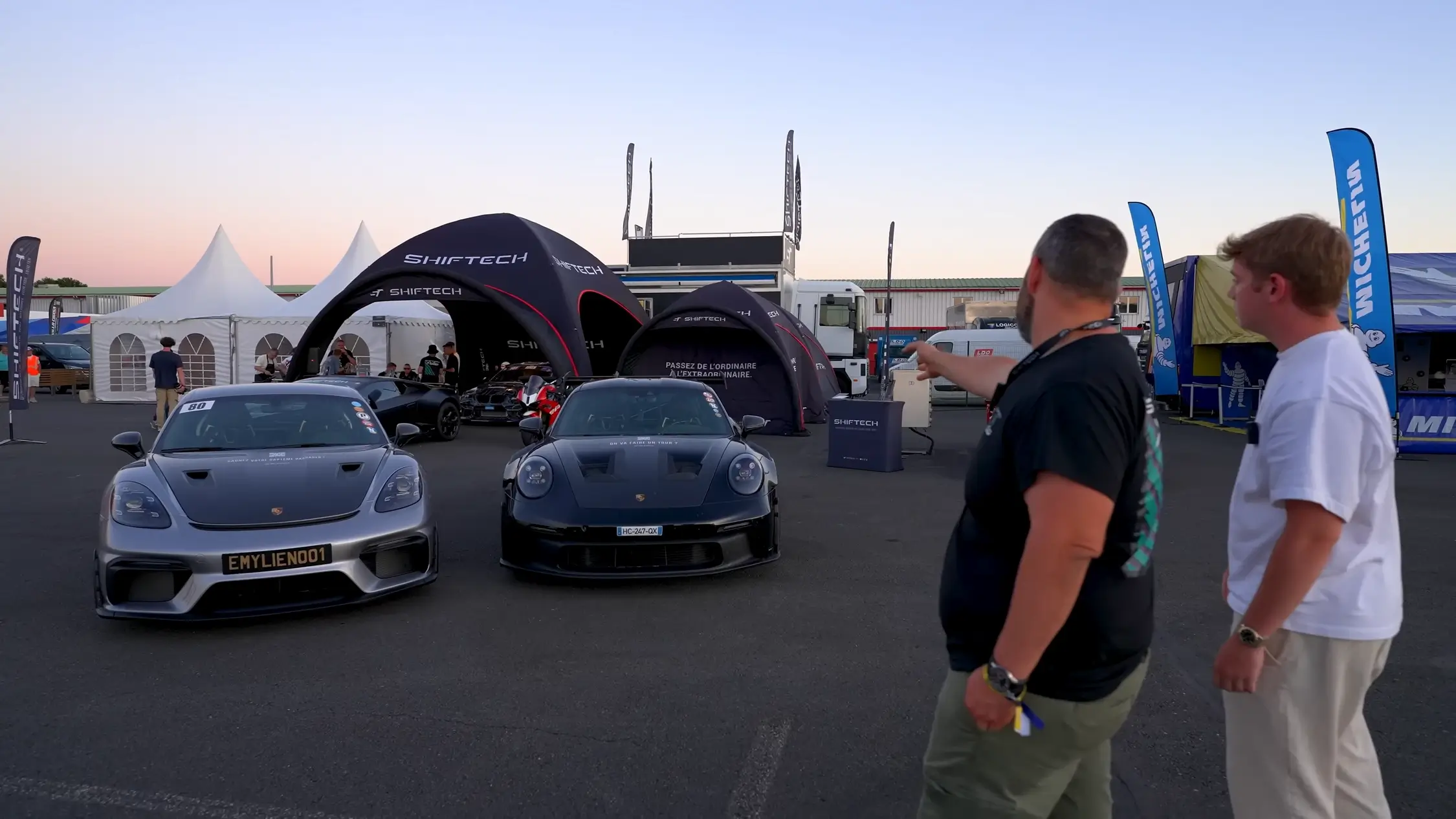 Comparatif porsche 992 gt3 rs gt4 rs circuit val de vienne 4 2250