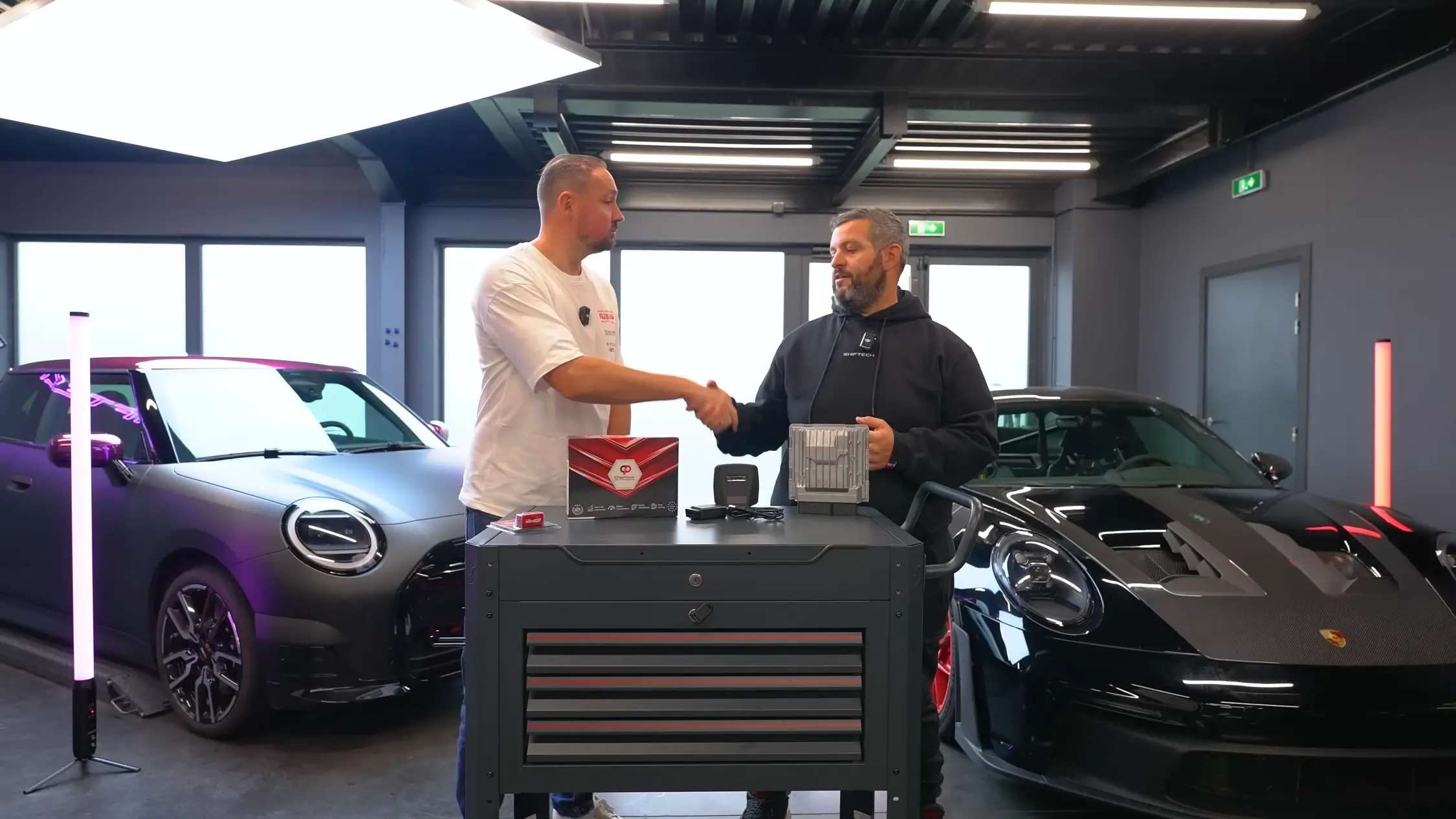 Comparatif reprogrammation moteur meilleur systeme reprog shiftech 1 2250