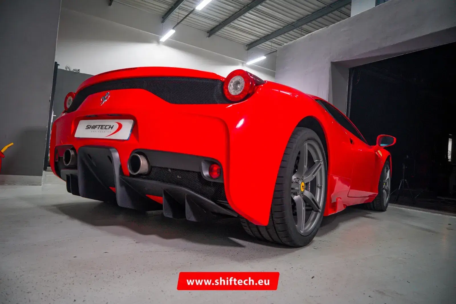 Installation echappement ipe preparation chassis ferrari 458 speciale shiftech 4 1697623087