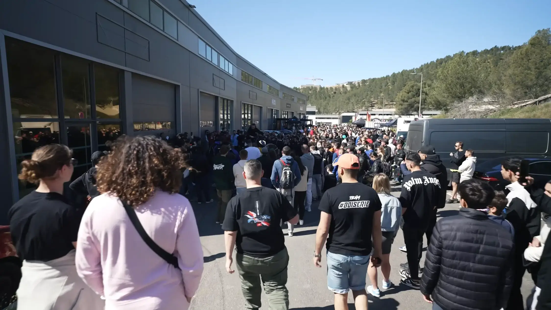 Laboiserie shiftech marseille boutique ephemere reprogrammation moteur 2 2250