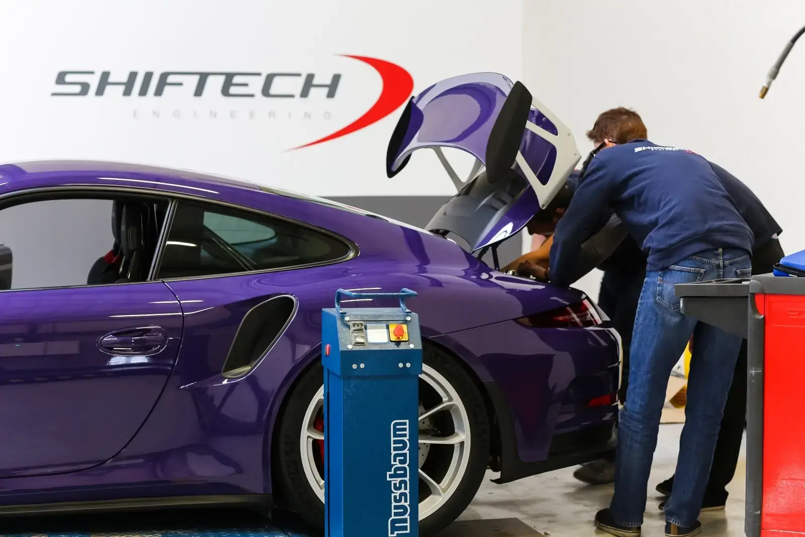 Porsche 911 reprogrammation moteur echappement ipe installation shiftech 15