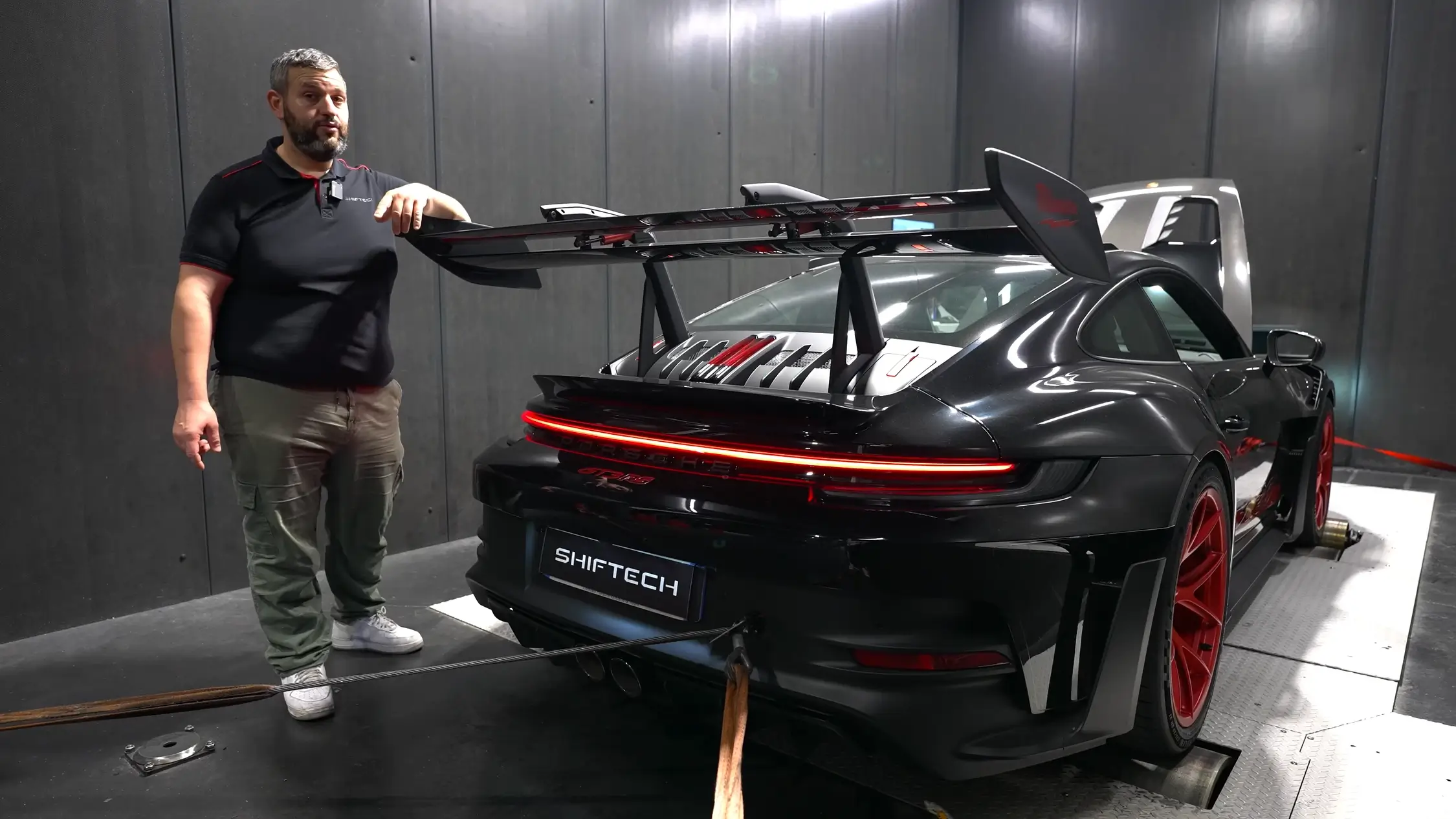 Porsche 992 gt3 rs showcar passage au banc shiftech 5 2250