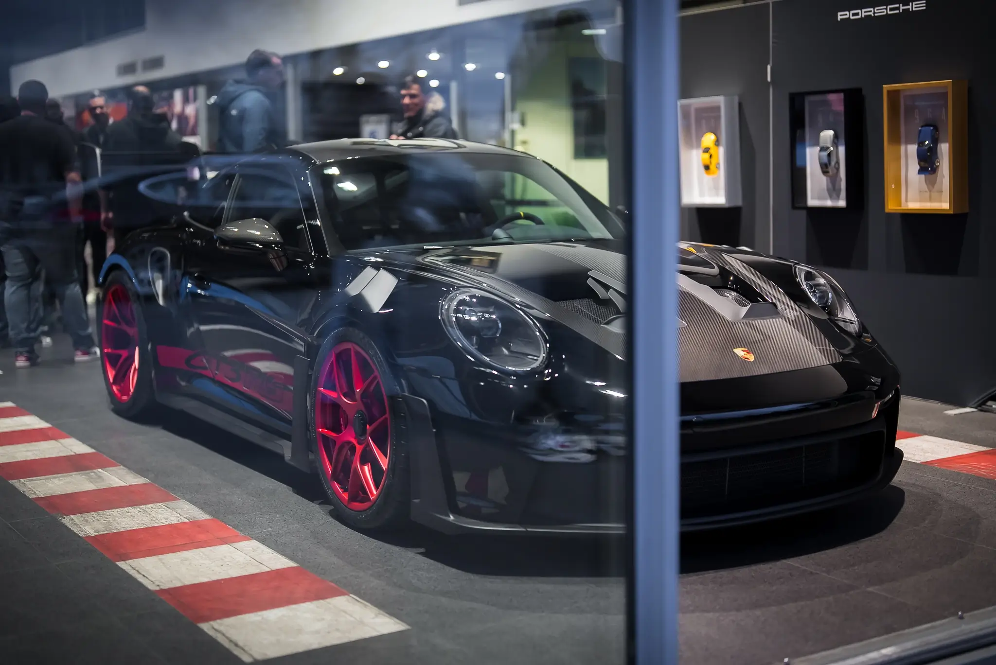 Porsche 992 gt3 rs showcar shiftech voiture supercar hypercar 6