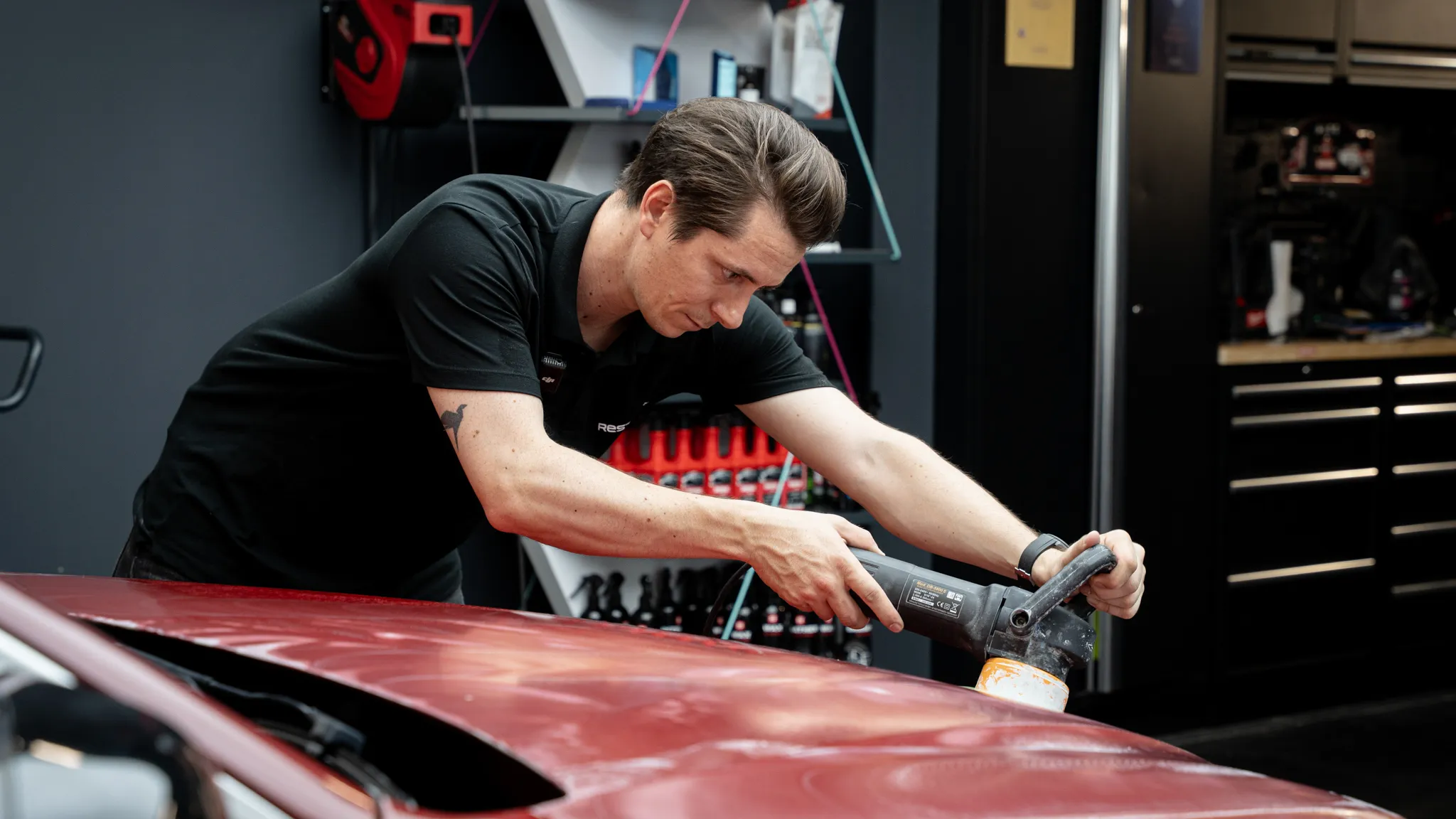 Renovation peinture carrosserie voiture microrayures peinture terne procede restorfx shiftech 34 2048