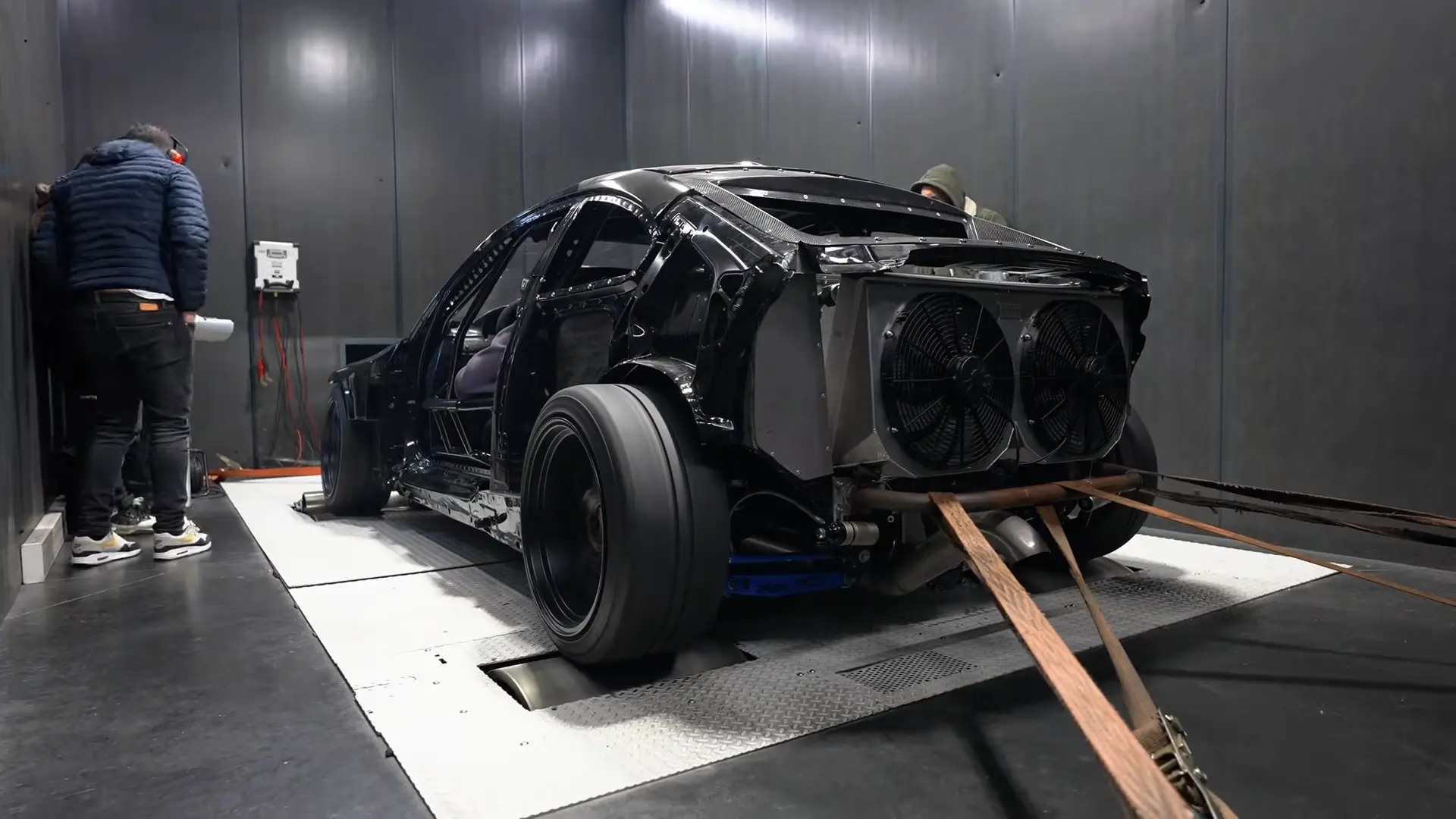 Bmw Bench Testing DRIFT EP9: We start the engines of our Drift BMW 335i + Bench test ...
