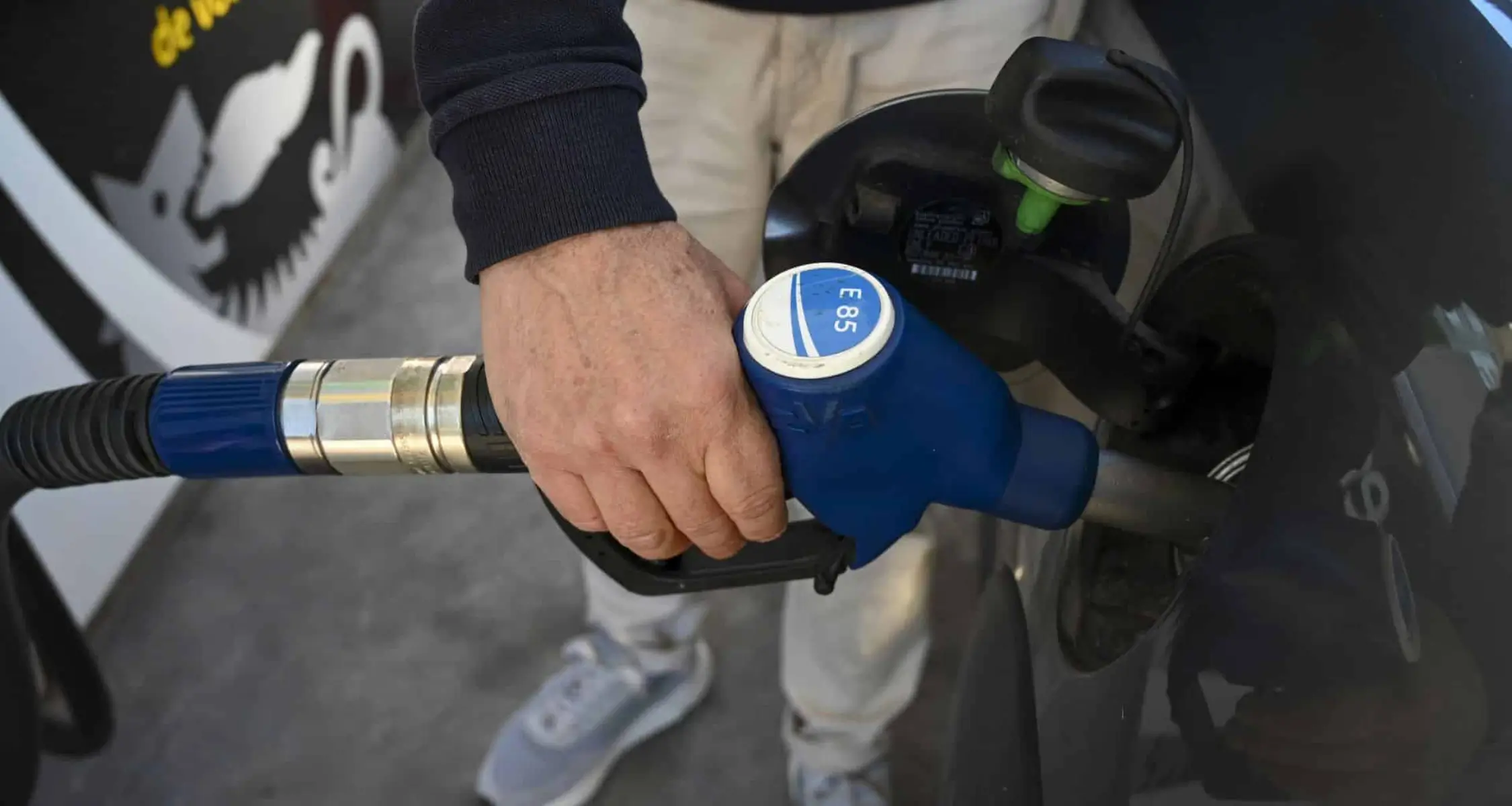 Station service e85 ethanol