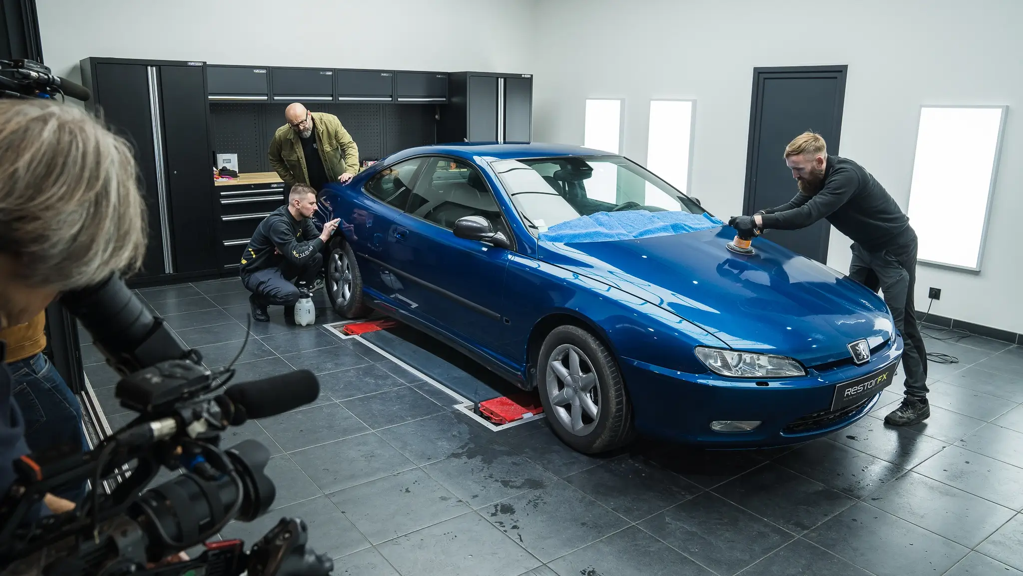 Wheeler dealers france shiftech rmc decouverte tv emission restauration carrosserie restorfx 406 coupe 83 2048